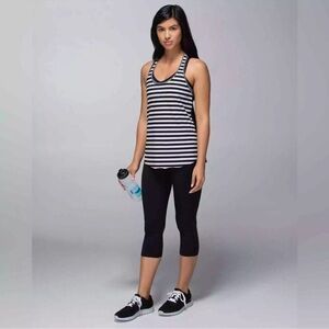 Lululemon Water Bound Singlet Apex Stripe Printed Black Dune Black Size Medium